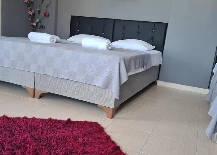 Bed & Breakfast Sword 3*